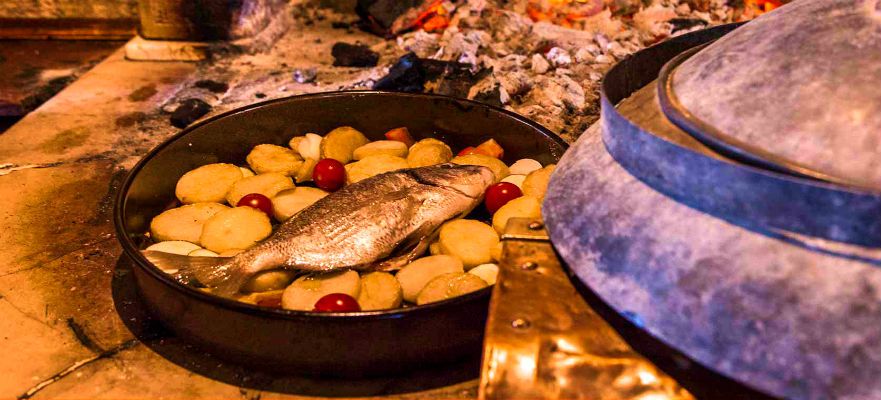 Riba ispod peke, savršen način da uživate u autentičnim okusima Jadranskog mora