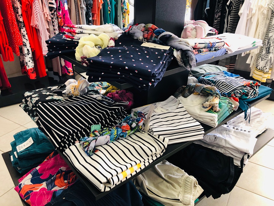 Casual wear Losinj, Domi clothing store