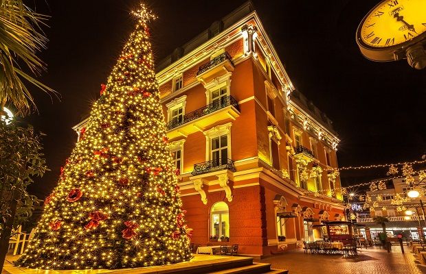 Djed Božićnjak ovog vikenda dolazi na Advent u Opatiji