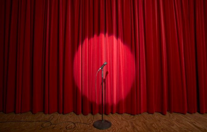 Stand up comedy predstava “Sam protiv svih” u Rijeci